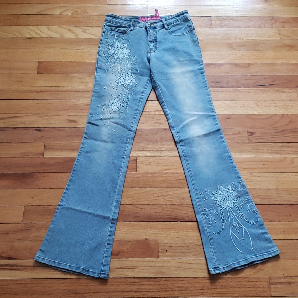 Korean embroidered flare jeans